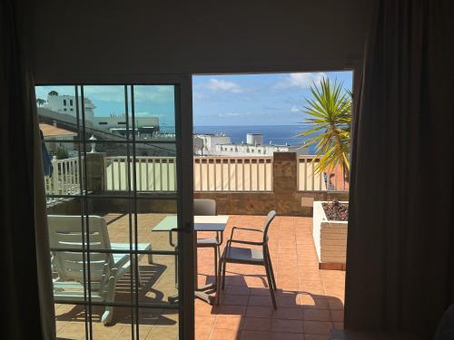 Apartamento con terraza y vistas al mar del hotel Villa Del Mar. Foto 7