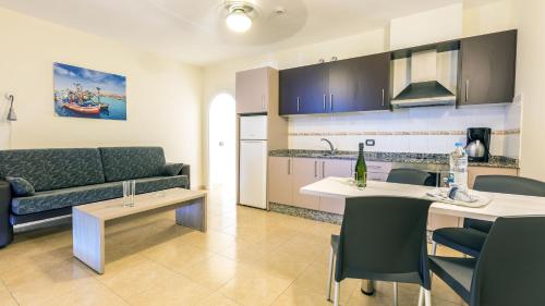 Apartamento de 1 dormitorio con terraza del hotel Villa Del Mar. Foto 5