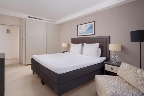 Suite de 1 dormitorio con vistas al mar del hotel Radisson Blu Resort, Gran Canaria. Foto 2