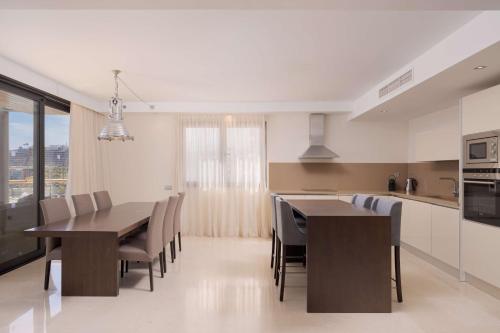 Premium Suite- 3 Bedroom & Sea View del hotel Radisson Blu Resort, Gran Canaria. Foto 24