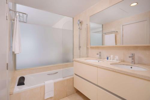 Premium Room with Sea View del hotel Radisson Blu Resort, Gran Canaria. Foto 8