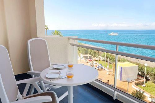 Apartamento Superior con vistas al mar del hotel Servatur Green Beach. Foto 8