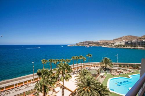 Apartamento Superior con vistas al mar en la planta alta del hotel Servatur Green Beach. Foto 9