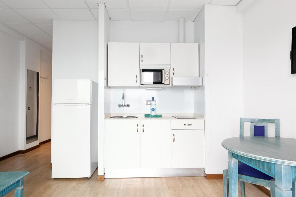 Apartamento Vista Parcial Mar Balcón o Terraza 1 habitación del hotel Servatur Green Beach. Foto 1