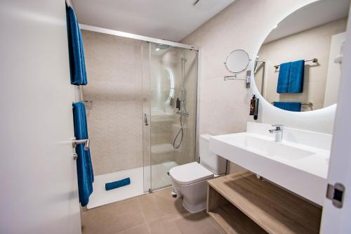 Apartamento Superior con vistas al mar en la planta alta del hotel Servatur Green Beach. Foto 7