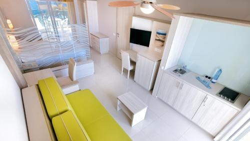 Double or Twin Room del hotel Bull Dorado Beach and Spa - All Inclusive. Foto 1