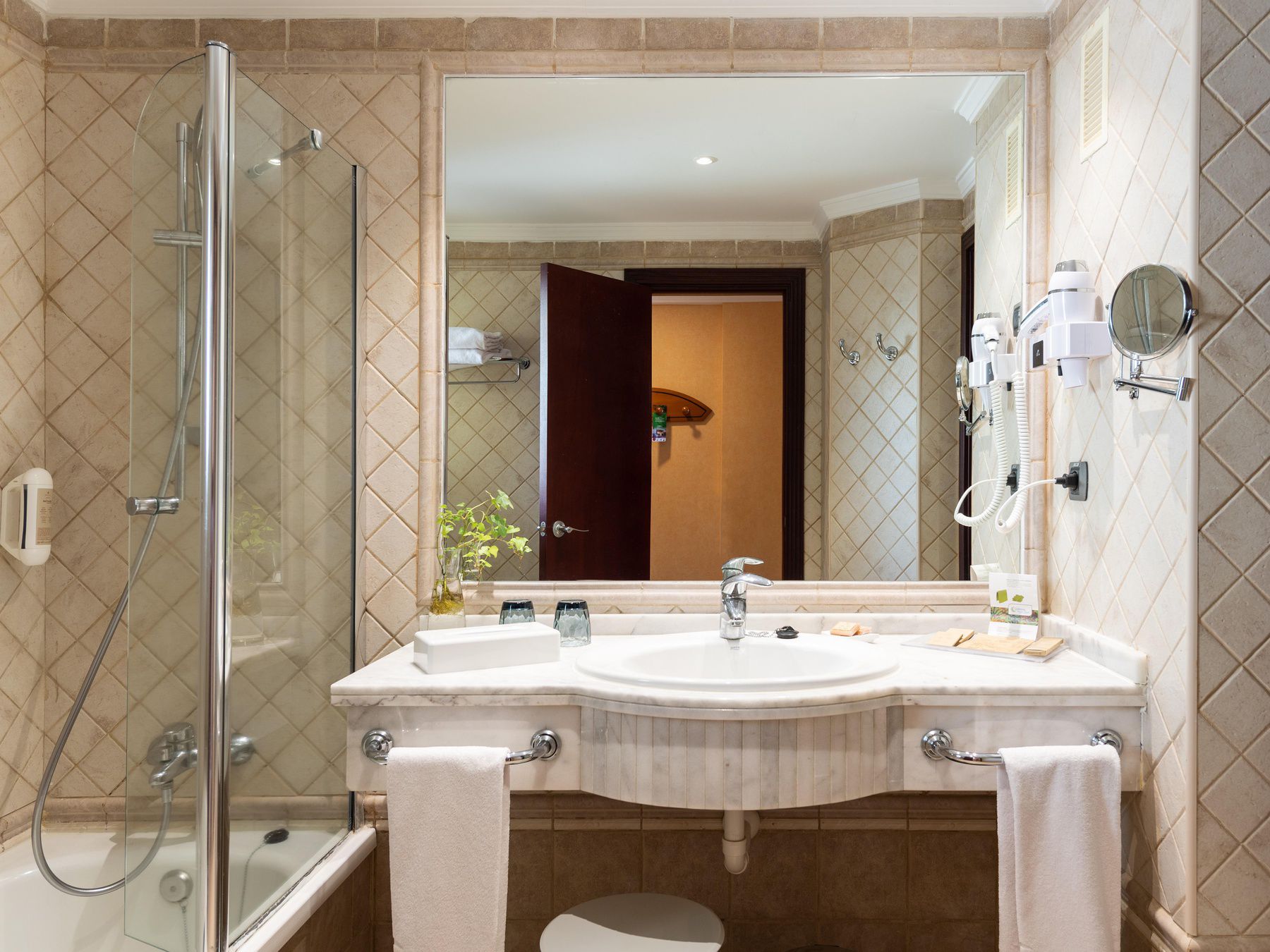 Habitación doble Superior del hotel Cordial Mogán Playa. Foto 1