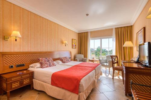 Habitación Doble con vistas a la piscina - 1 o 2 camas del hotel Cordial Mogán Playa