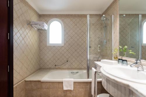 Habitación Familiar del hotel Cordial Mogán Playa. Foto 3