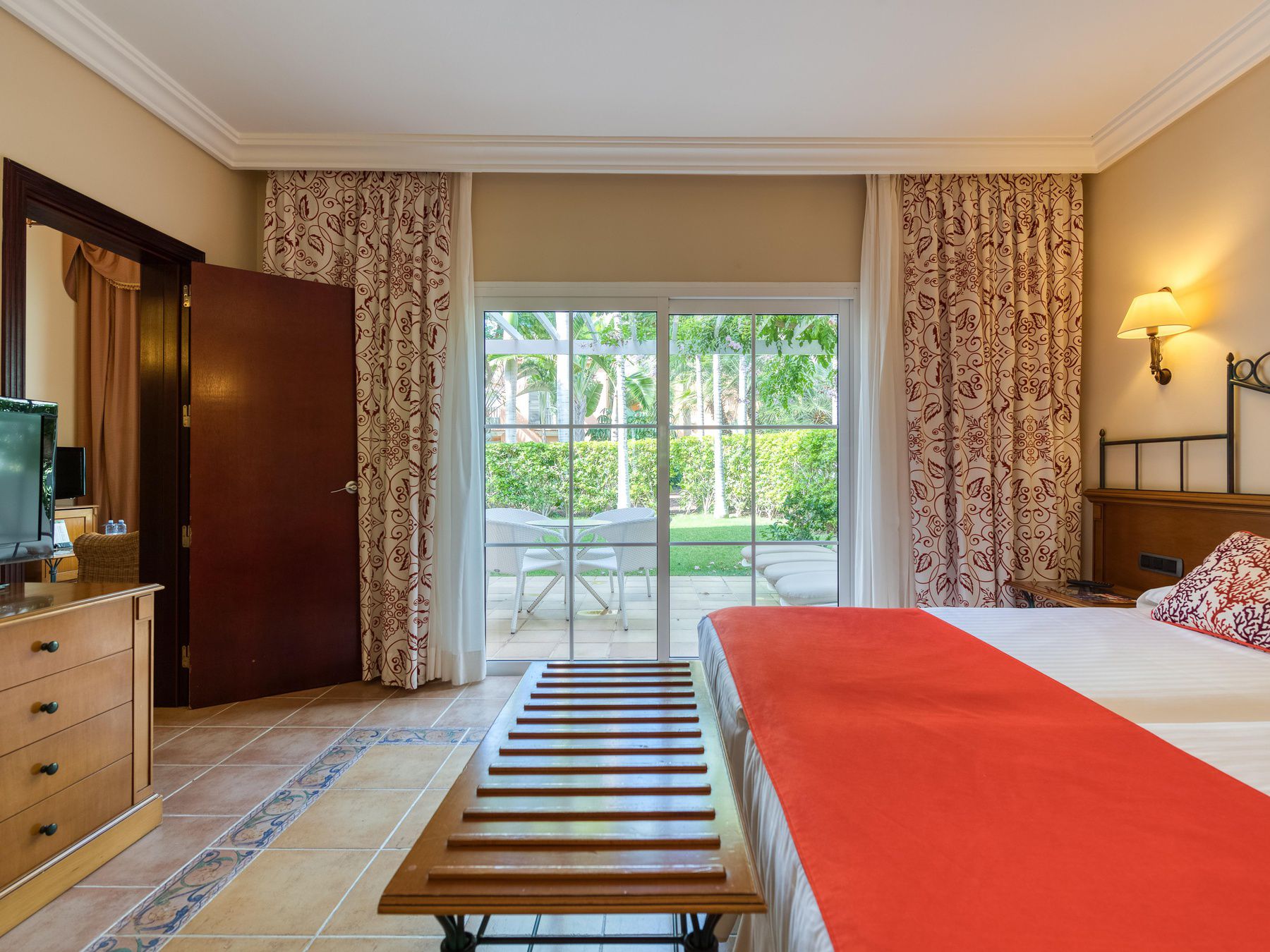 Suite Senior del hotel Cordial Mogán Playa. Foto 3