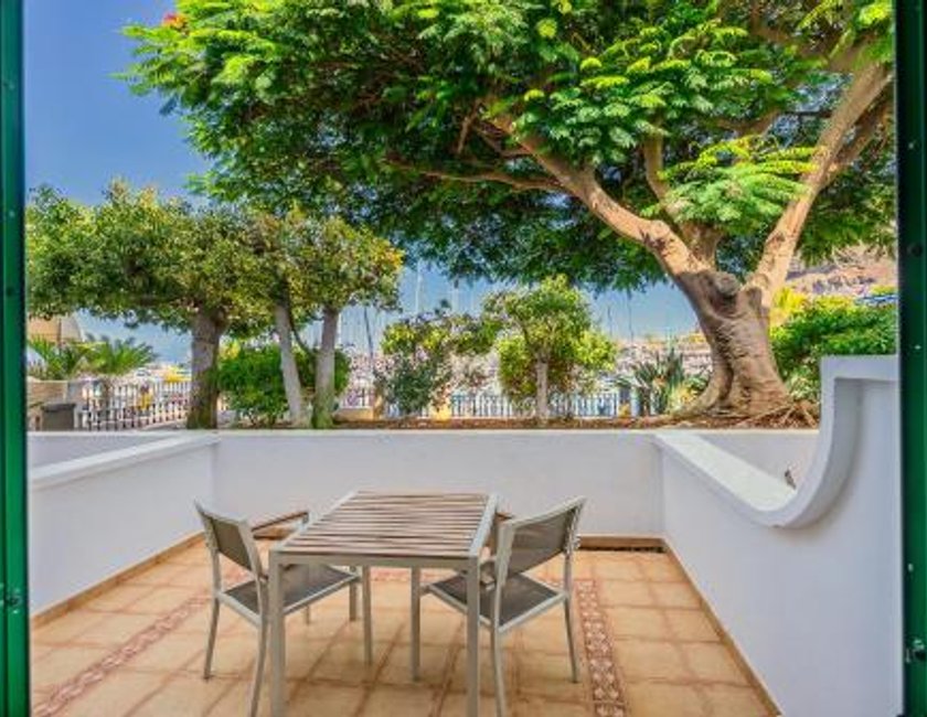 Habitación Doble con balcón o terraza y vistas al puerto del hotel LIVVO Puerto de Mogán. Foto 12