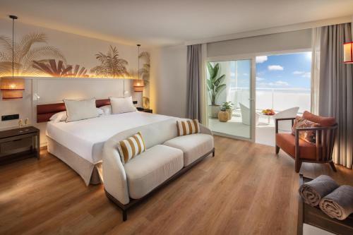 Suite Vista Mar Business Sofá Cama incluido 2 Camas individuales del hotel Taurito Princess - All Inclusive