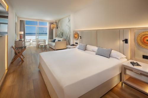 Suite Junior Esencia del hotel Taurito Princess - All Inclusive