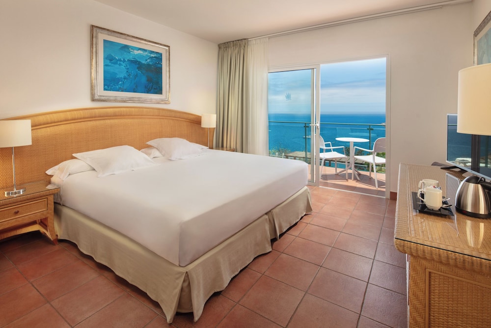 Habitación familiar, habitaciones comunicadas, vistas al mar (Superior 2 adults + 2 children) del hotel Mogan Princess and Beach Club