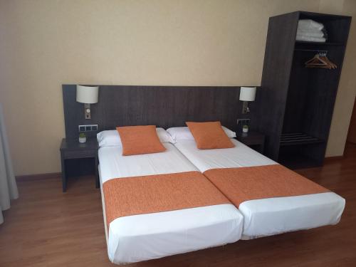Habitación Doble adaptada para personas con movilidad reducida del hotel 1948 Manresa. Foto 4