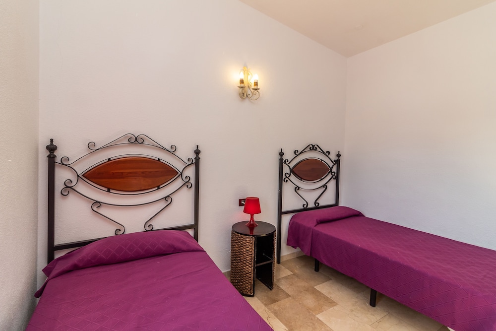 Bungalow, 1 habitación del hotel Bungalows Rebecca Park. Foto 1