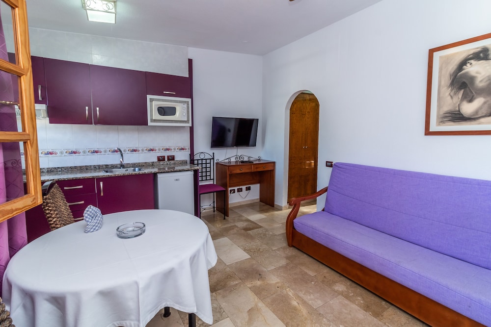 Bungalow, 1 habitación del hotel Bungalows Rebecca Park. Foto 9