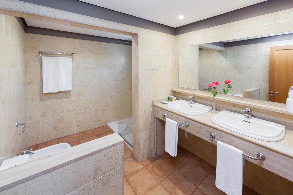 Bungalow 1 habitación del hotel Sol Barbacan. Foto 3