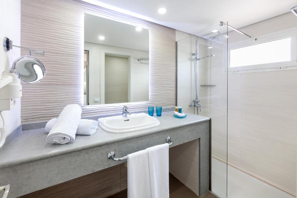 Apartamento Superior del hotel Sol Barbacan. Foto 4