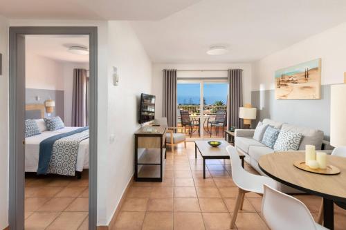 Apartamento de 1 dormitorio del hotel Sol Barbacan. Foto 1