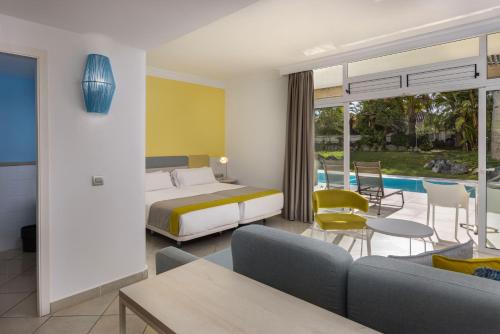 Alojamiento Doble Deluxe con piscina - Solo adultos (mayores de 18 años) del hotel Abora Catarina By Lopesan Hotels. Foto 5