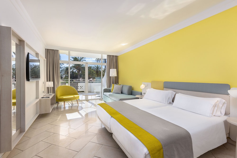 Double Solarium del hotel Abora Catarina By Lopesan Hotels