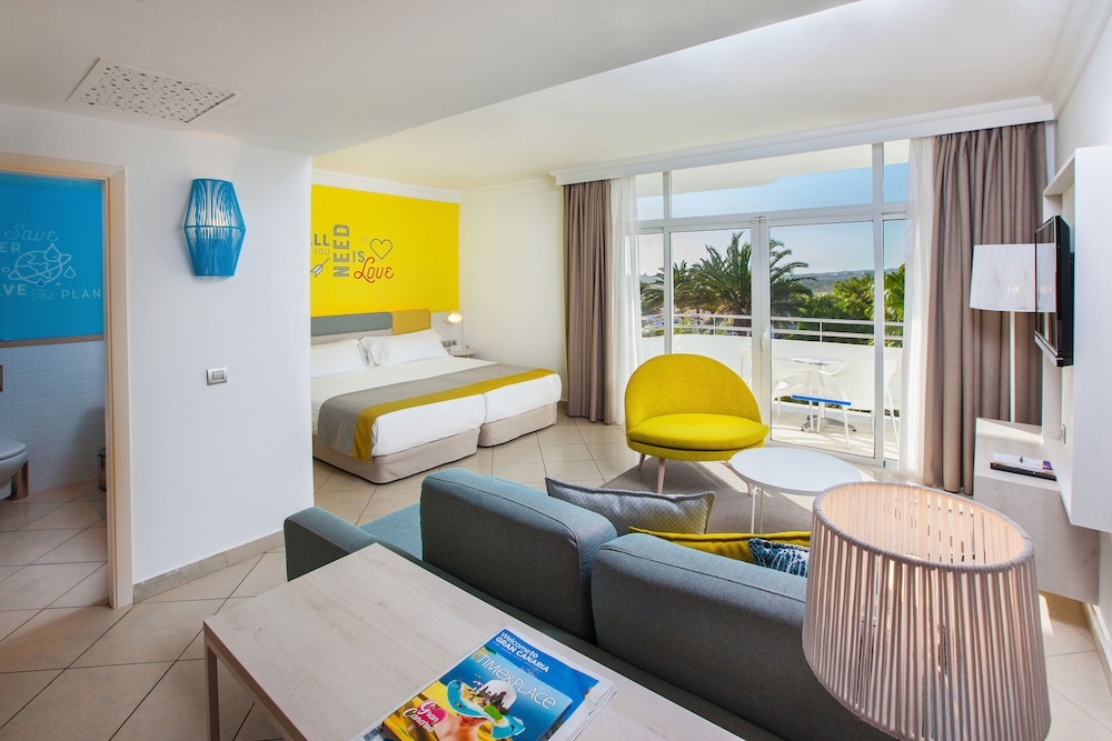 Double Deluxe View del hotel Abora Catarina By Lopesan Hotels