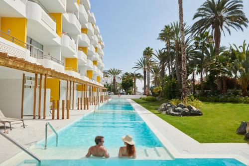 Alojamiento Doble Deluxe con piscina - Solo adultos (mayores de 18 años) del hotel Abora Catarina By Lopesan Hotels. Foto 8