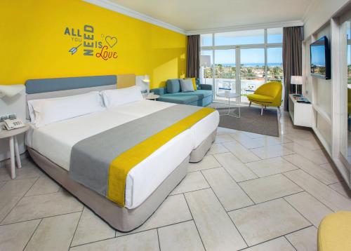 Alojamiento Doble Deluxe con vistas - Solo adultos (mayores de 18 años) del hotel Abora Catarina By Lopesan Hotels. Foto 5