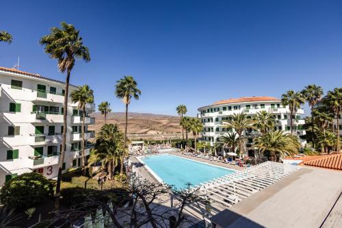 Habitación Doble con vistas a la piscina del hotel Servatur Playa Bonita