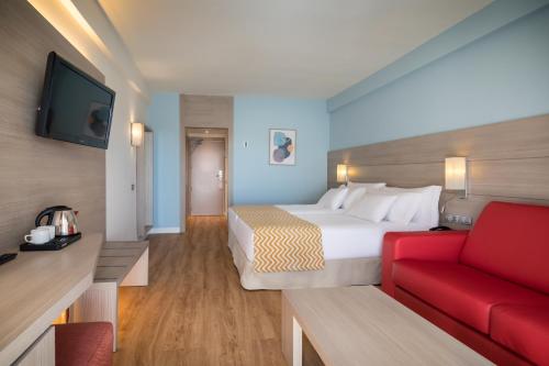 Habitación Familiar del hotel Barceló Margaritas. Foto 2