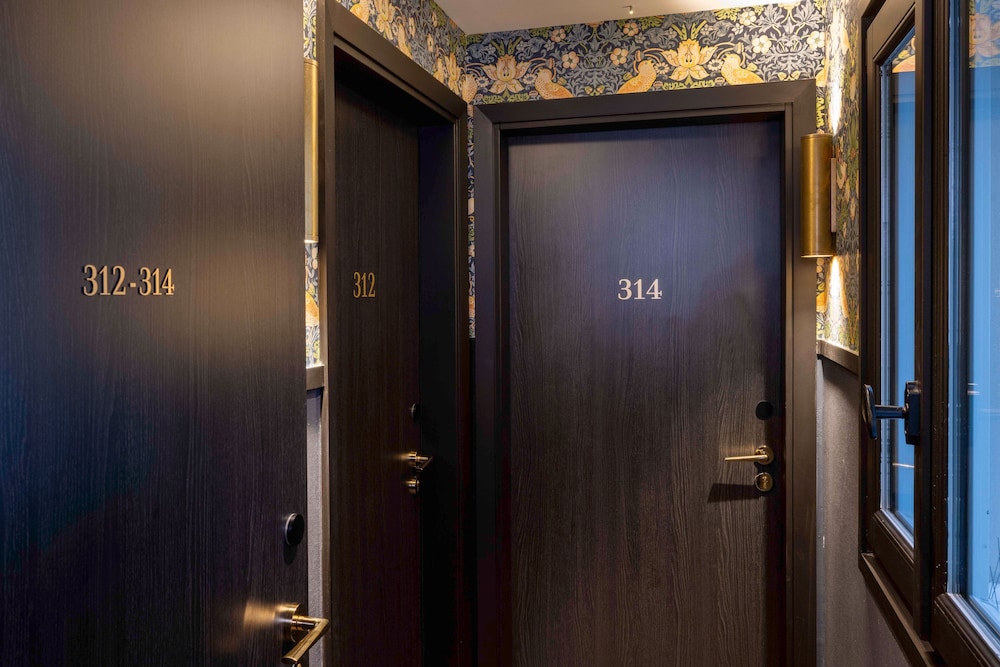Habitación familiar del hotel Grand Cœur Latin