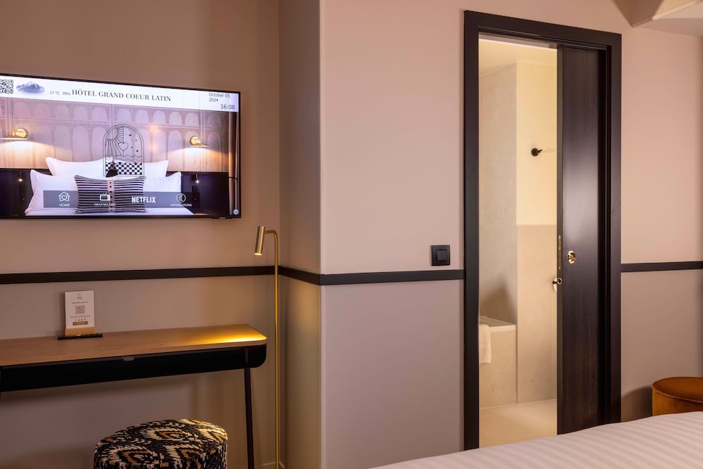Habitación doble del hotel Grand Cœur Latin. Foto 7
