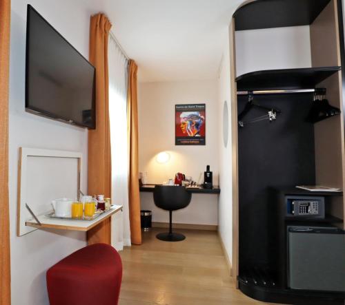 Habitación Doble Deluxe del hotel Hor Europe. Foto 1