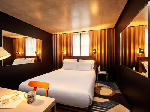 Medium Mama Double Room with Queen Bed del hotel Mama Shelter Paris East. Foto 9