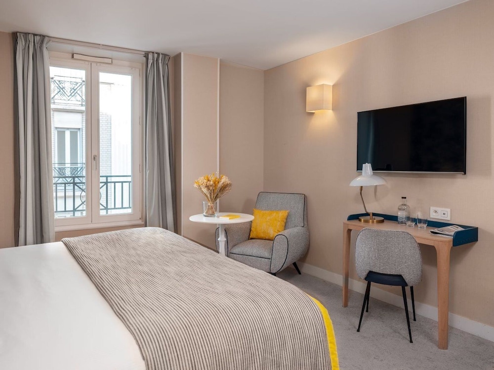 Habitación Deluxe del hotel Le Mareuil. Foto 8