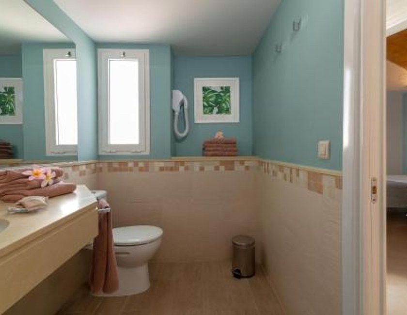 Bungalow de un dormitorio del hotel Cordial Biarritz. Foto 6