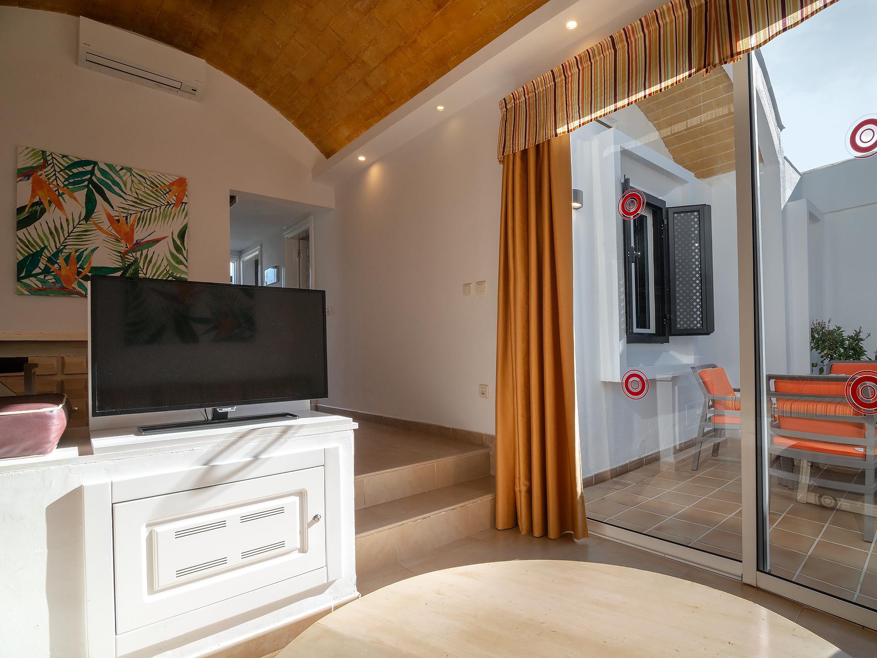 Bungalow Superior 2 habitaciones del hotel Cordial Biarritz. Foto 3