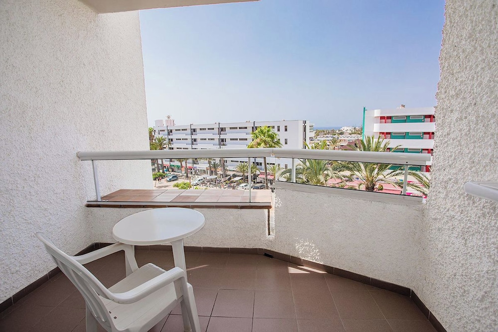 Habitación individual clásica, balcón del hotel Servatur Don Miguel - Adults Only. Foto 4