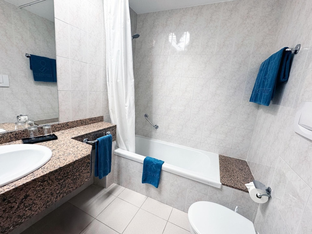 Suite superior del hotel Servatur Don Miguel - Adults Only. Foto 14