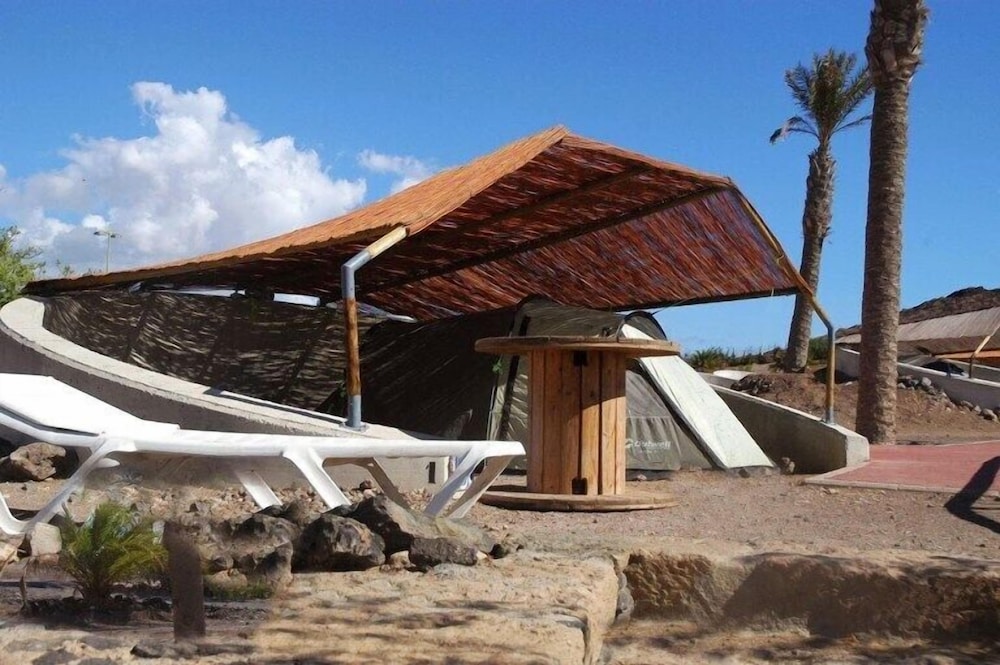 Tienda, varias camas del hotel Playa De Vargas