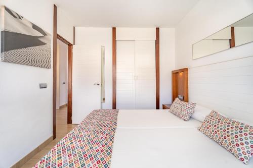 Apartamento de 1 dormitorio con vistas parciales al mar del hotel Altair. Foto 25