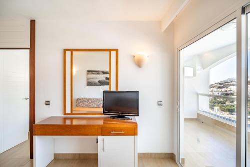 Apartamento de 1 dormitorio con vistas parciales al mar del hotel Altair. Foto 94