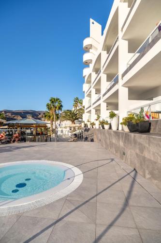 Apartamento de 1 dormitorio con vistas parciales al mar del hotel Altair. Foto 8