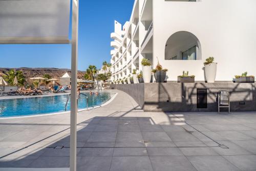 Apartamento de 1 dormitorio con vistas parciales al mar del hotel Altair. Foto 28