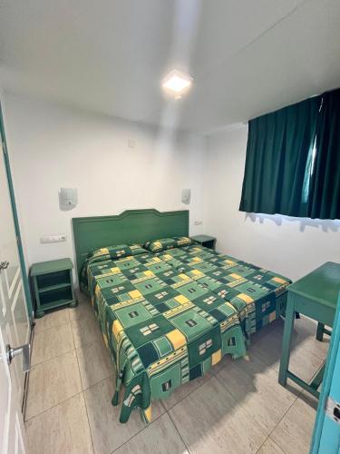 Apartamento de 1 dormitorio con vistas a la piscina del hotel Apartamentos Florida Gran Canaria. Foto 5