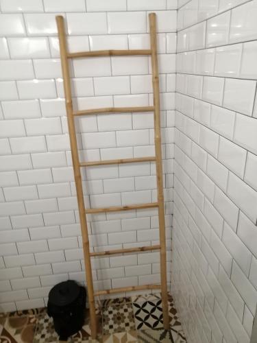 Habitación Doble con balcón - 2 camas del hotel Hostal Alcaravaneras - Adults Only. Foto 7