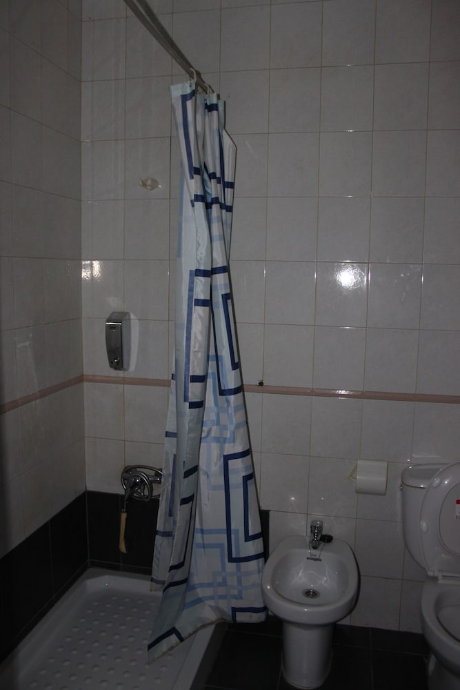 Habitación triple básica, baño compartido del hotel Sea Of Clouds