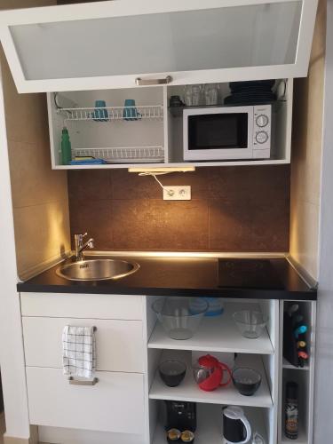 Suite del hotel Rainbow Golf Gay Men-only Resort. Foto 9