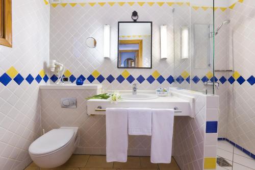 Habitación Familiar del hotel Seaside Sandy Beach. Foto 15